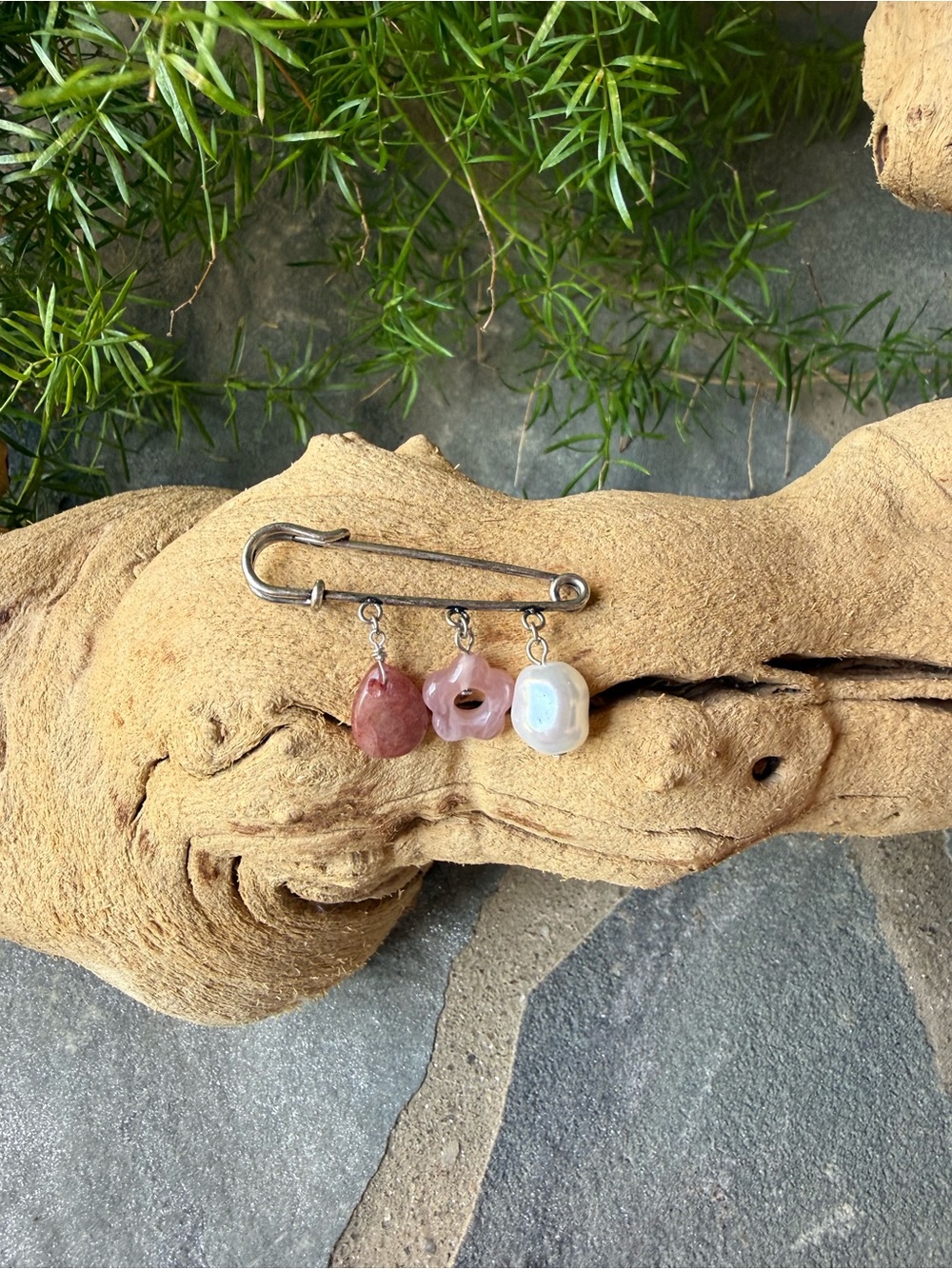 New🌟Free People-Tavi Pin -Brooch
